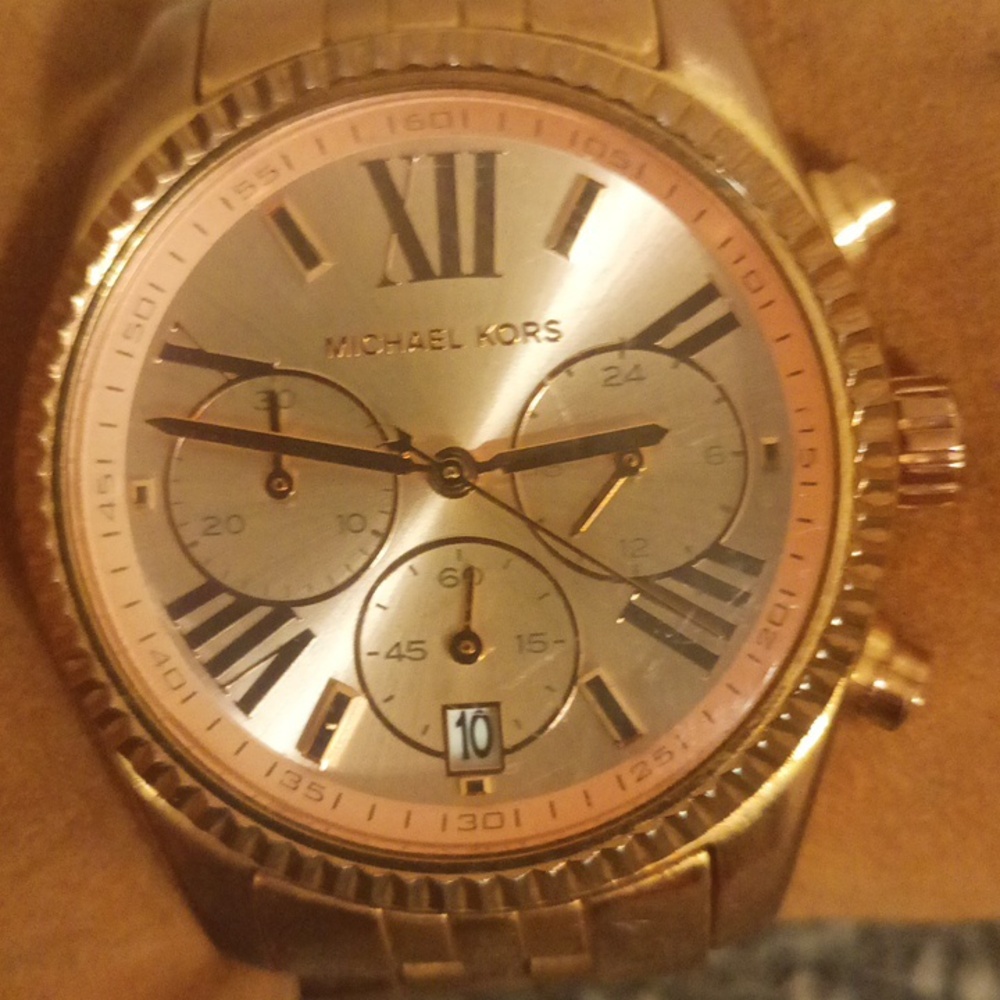 Michael Kors Rose Gold Chronograph Watch MK 5569 - Picture 6 of 7